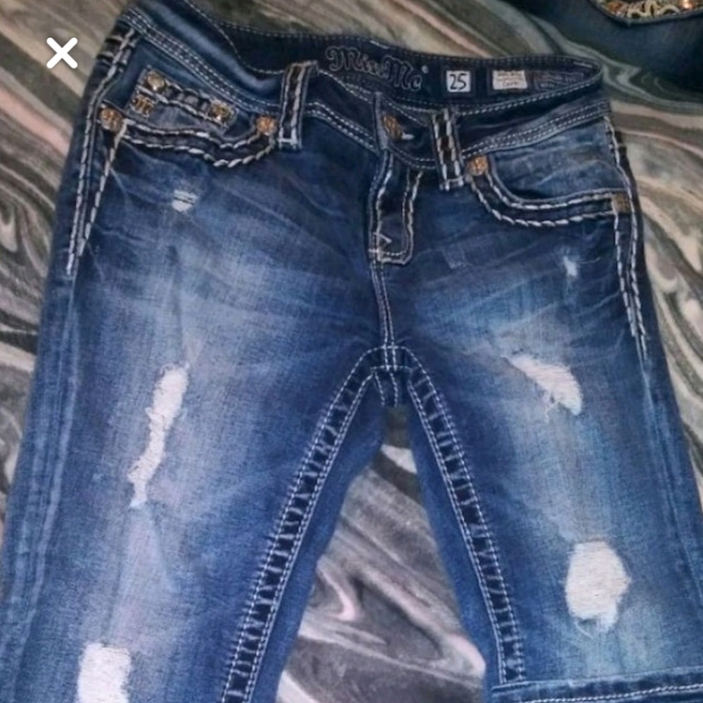 **Miss Me* Mid Rise Capri